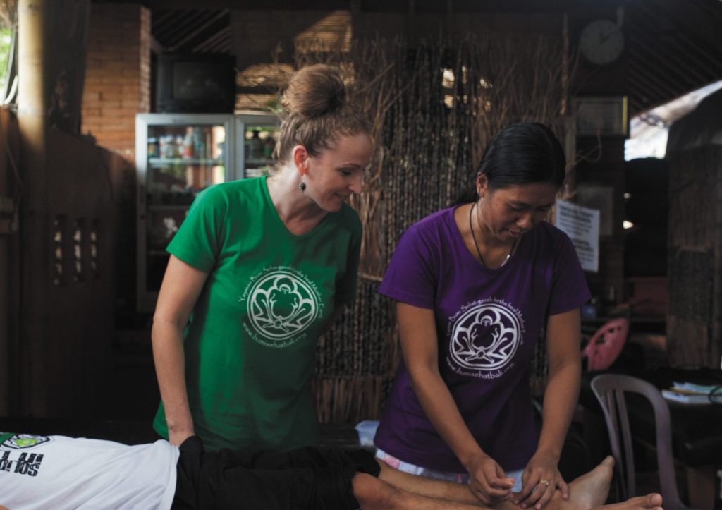 juliennetatkovic acupuncture bali byliamwhite (1)